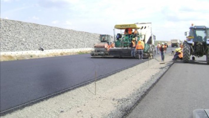 Autostrada Sibiu-Piteşti va fi terminată până în 2019